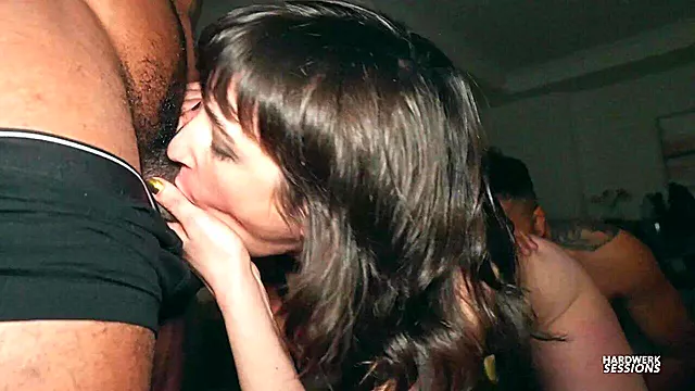 Mamada Polla Grande, Tetona Doble Anal, Anal Negro Duro, Trio Con Negros Pollones, Pollas Negras Enormes