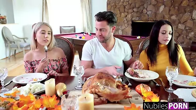 Derleme, Orgazm, Iri Memeleri Sikmek, Esmer Sarışın, Memeli Sarışın, Orgazm Fiskirma, Kizi Alisdiriyor