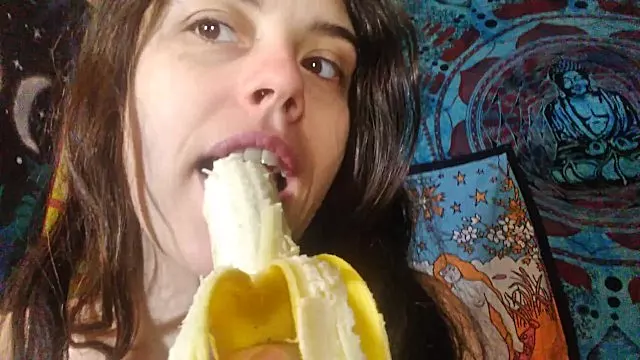 No Cut Amateure, Kleiner Busen Großer Arsch, Haarig Mit Großen Titten, Große Brüste Französisch