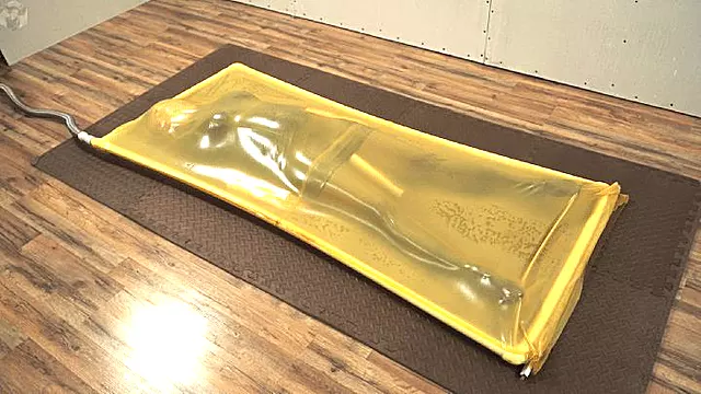 Extreme sex in a vacuum bed with a vibrator and orgasms
