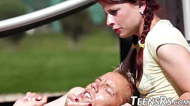 Große Schwänze Blowjob, Riesenschwänze Gangbang, Großer Schwanz Öffentlichkeit, Teens Blasen Riesen Cocks