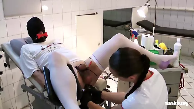 Anal Svazana, Anal Brylaty Brunetky, Anal Fetiš, Bolestivy Anal, Zrale Anal Strapon, Bdsm Mičení