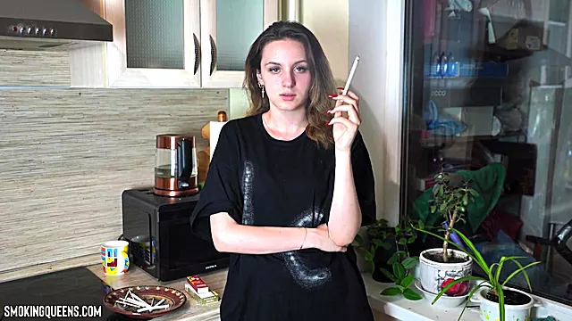 Koureni Cigarety, Transky, Sólo, Nactilete Solo, Domaci, Domácí Solo, Vedle Leží, Solo Kouření, Náctiletá Pražačka