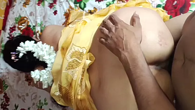 Desi Video Indian Bhabhi Night Self Fucking Clear Hindi Audio
