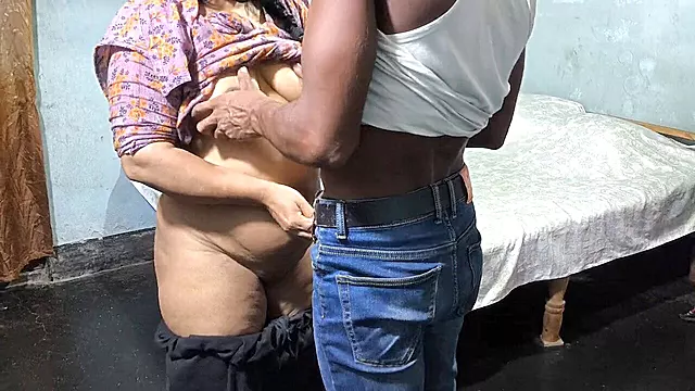 Tight pussy, indian aunty