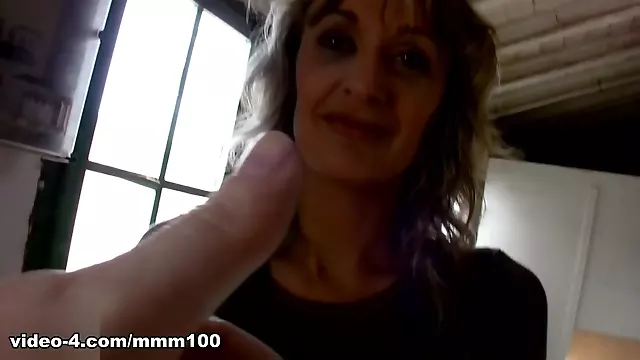 Evy Sky & Terry in Sex and money to bribe an inspector - MMM100
