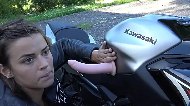 Younger Busty Amateure, Geile Amateure, Teen Titten Amateur, Public Tits Zeigen, Brunette Französin