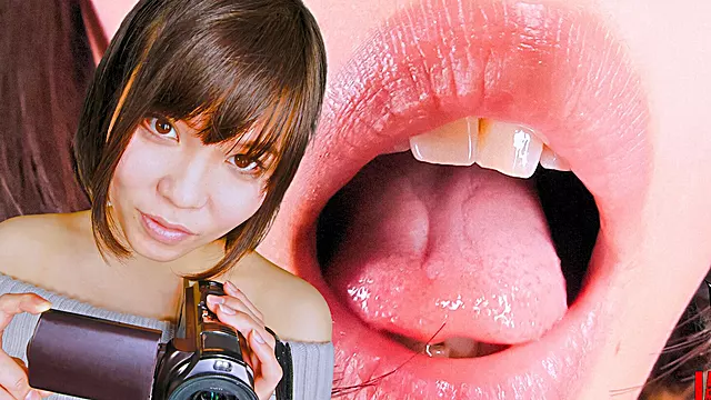 The Exciting Selfie of Shy Momo Momoi's Mouth and Teeth!