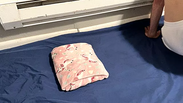 Rhea head and neck trampling (1080)