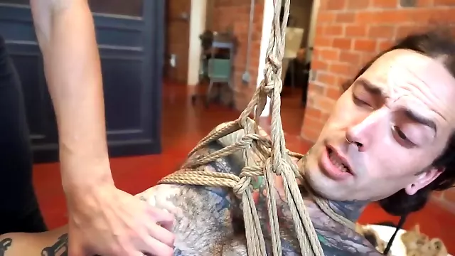 Laktace Bdsm, Domina, Žena Se Udělá Sama