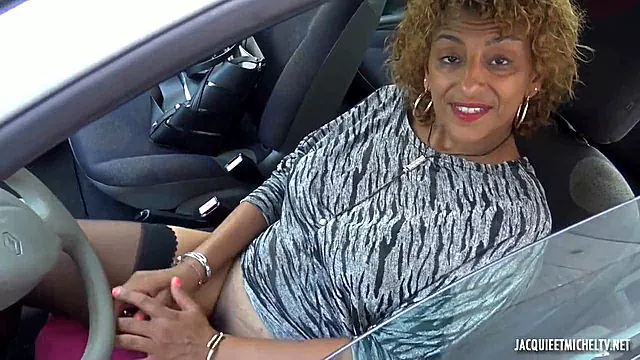 Fransk Milf, Milf Onani, Onani Vibrator, Rødhåret Milf, Blowjob Rødhåret