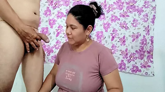 Brineta Amateri, Milking Mom Amateur, Jebanje U Grlo