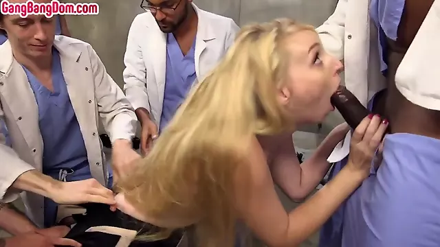 Sadomaso, Deeptrhoat Bdsm, Bavaglio Su Un Grosso Cazzo, Zoccola Legata, Gola Profonda Cazzo Enorme