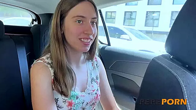 Roztomilá Amatérka, Velke Prsa Dlouhe Filmy, Velké Kundy, Mladé Brunetky, Prsate Cernovlasky
