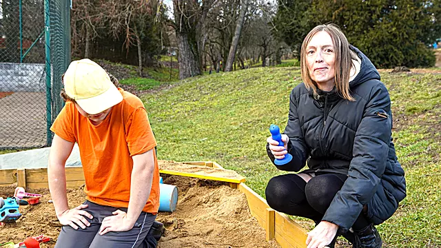 Mladi Veliki Kurac, Crnka Milf, Veliki Kurac, Mamare Starije Sa Mladima, Stari Sa Mladima