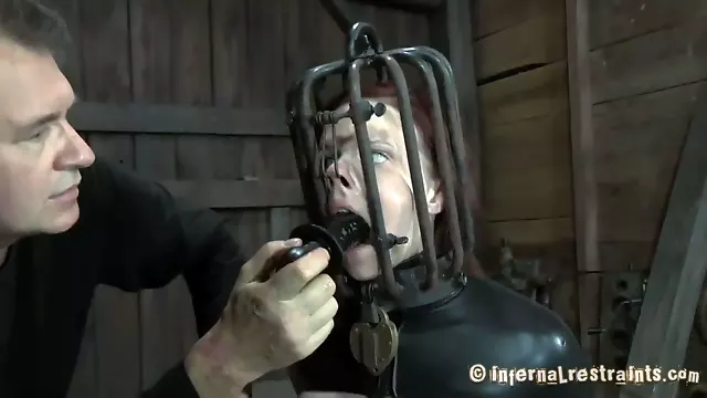 Atada Anal, Morenas Anal, Al Aire Libre Anal, Ddsm, Bdsm Fetichistas, Amarrada Fetiche, Aire Libre Bondage