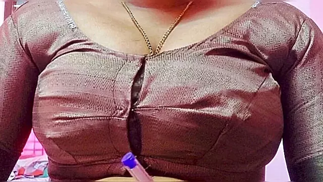 Desi Bhabhi Big Boobs Cheating with Best Friend's Son - Indian MILF Hot Sex