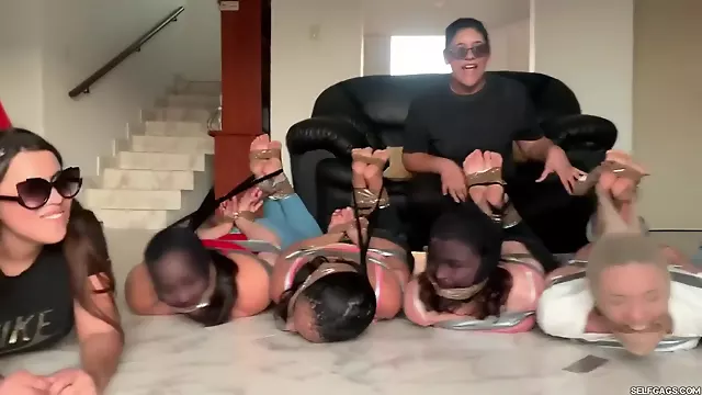 Bdsm Lesbico, Morena Amarrada, Dominação Foot Fetish, Dominaçao Fetish, Lesbicas Fetiche, Lesbicas Pes