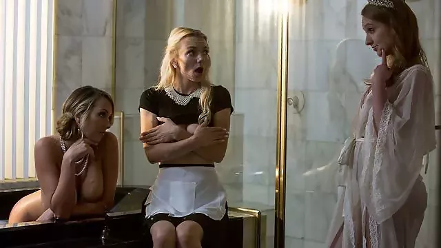 Honění Prsty V Zadku, Krasne Brunetky, Prstění Zralé Ženy, Mladi Na Mejdanu, Mladý Kundicky