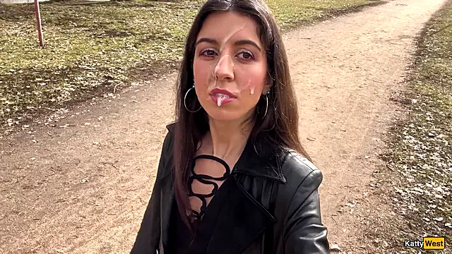 Amateur Gesichtsbesamung, Amateur Leder, Amateure Outdoor, Amateure Solo, Leder Fetisch, Leder Outdoor