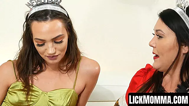 Tučné Babeny, Veľké Prsia Brunetky, Lezbi S Velkymi Kozami, Tlste Vaginy, Lick Cunt In Mamy