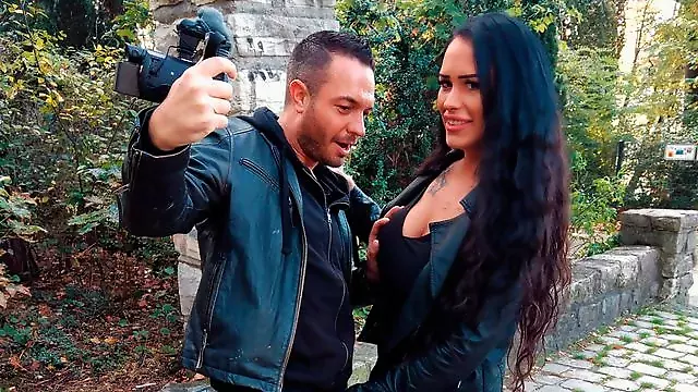 Venkovni Honeni, Honeni Kundou, Rychle Honění, Zblizka Nactilete, Lizani Kundicky, Honění A Výstřiky Náctileté