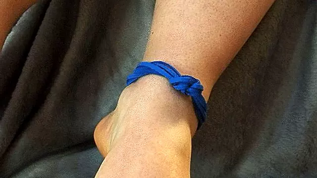 Schiavo Piedi, Dominazione Piedi, Piedi Fetish, Umiliazione Piedi, Adorazione Sel Piede Schiavo