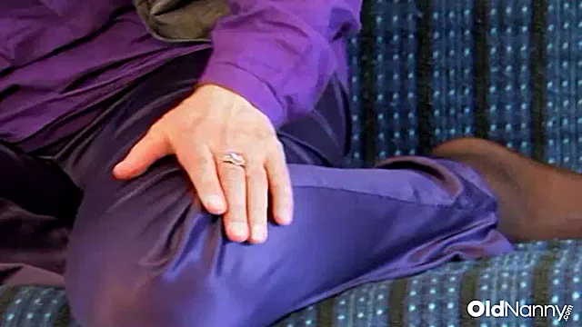 Amateur Oma, Reife Amateure, Alte Amateure, Amateurvideos Von Alten Frauen, Jung Amateur, Vollweib Oma