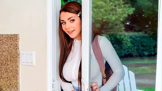 Tiener Kontvingeren, Brunette Jong, Diep Vingeren, Zoenen Vingeren, Stevige Tieten, Mondeling