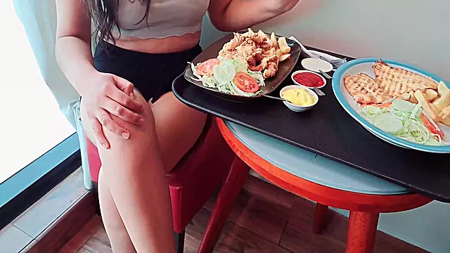 Brunette Amadora, Amador Dama, Amador Solo, Amador Motel, Mulheres Sozinhas