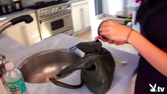 Reality Show Sex, Tetas