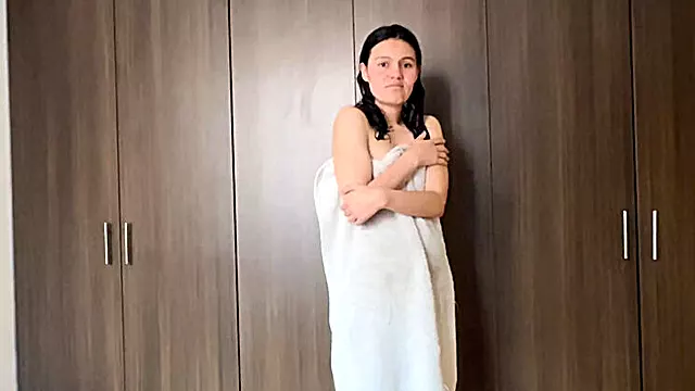 Mujeres Teniendo Orgasmos Amateur, Amateur Latinas, Pies De Mujeres, Lesbianas Fetiches Pies