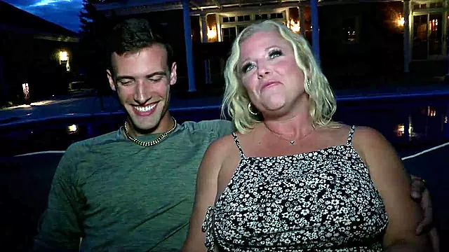 Reif Großer Arsch, Gebe Meine Frau Ab, Reife Frau, Milf Ehefrau, Meine Frau Bitte Ficken, Reife