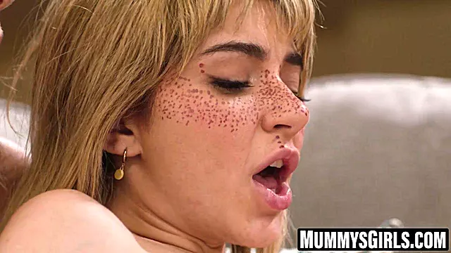 Gesichtstattoo, Zu Viel, Gruppe Anal, Titten Und Arsch, Face Fick Lesben, Lesben Teen Vagosex