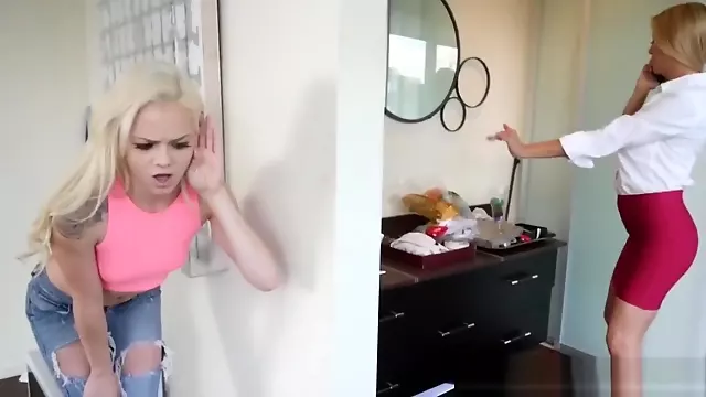 Büyük Meme Lezbiyen, Sarışın Big Boobs, Genç Toy, Oyuncak Vajina, Koca Memeli Milf, Lezbiyen Milf