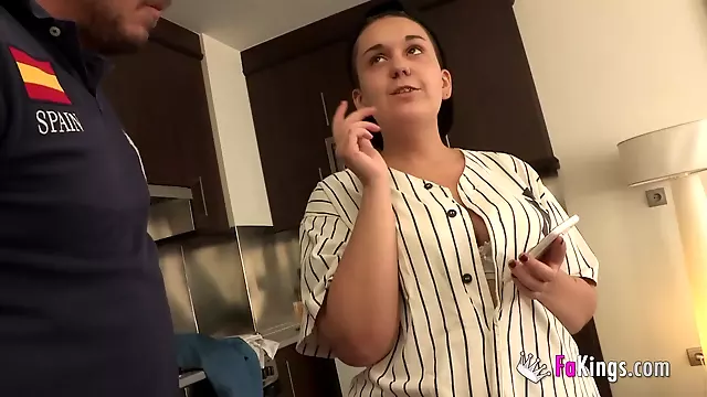 Jordi ENP fucks hard and spanks a girl who wants to spite her ex
