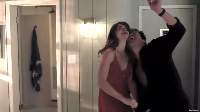 Famosas Caseiras, Traindo Em Casa
