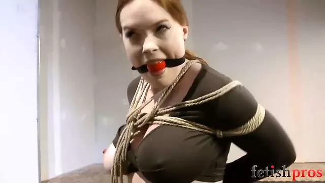 اتشتوبورن أثداء طبيعية هواه, مربوطه هواة, سادية, سكس نيك نهود كبيره, عبودية الثدي, عيله, بزاز