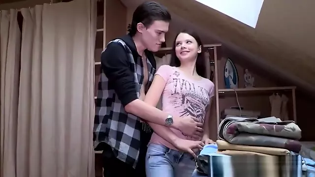 Büyük Ğöğüslü Rus, Büyük Memeli Esmer, Hardcore Büyük Memeli, Büyük Memeli Amcıklar, Genç Esmer