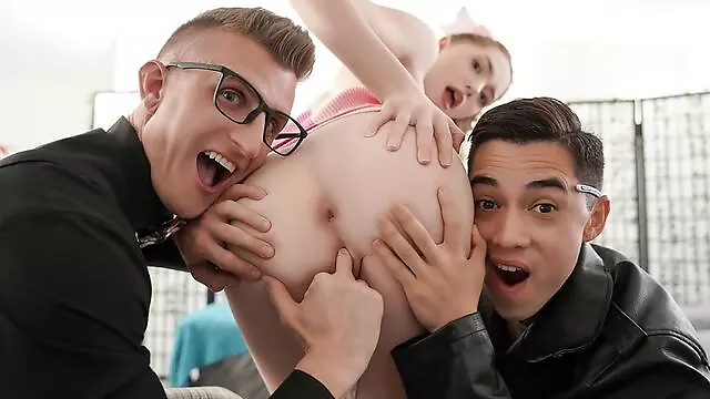 Adolescente Anale, Magro Cazzo Grosso, Grandi Tette Interrazziale, Doppio Pompino, Compilazione Pompini Giovani