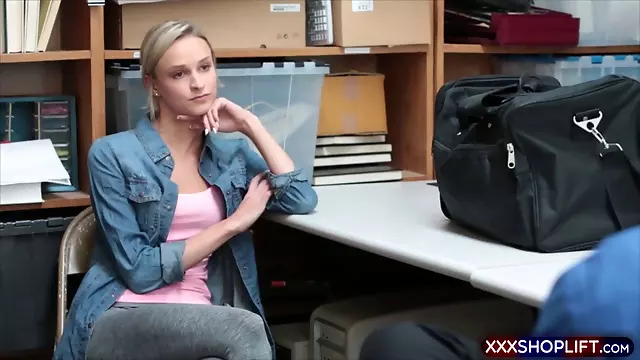 Amaterska Plavuša, Tinejđeri Amateri, Vruca Picka, Plavusa, Sisata Plavusa, Tinejdzeri, Mlade Picke