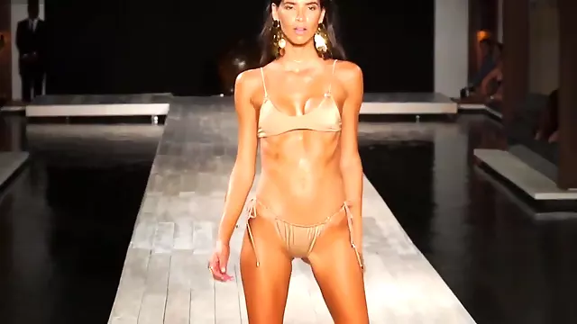 Modeshow, Lingerie Modeshow, Kousen Lingeriewinkel, Lingerie Showen