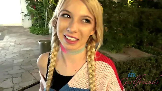 Teenager Babe, Sperma Drinnen, Haarfetisch, Jungesfetisch, Fussjob Hardcore, Blonde Hart Gefickt