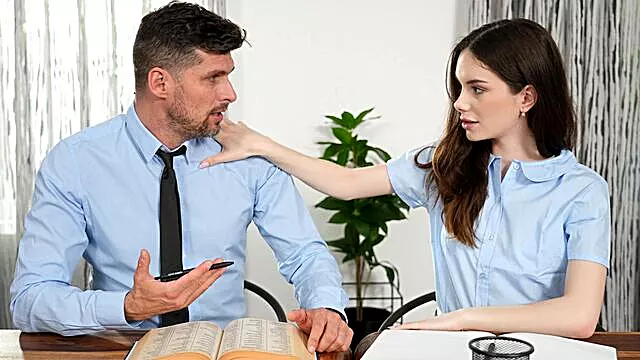 Mladý Anal, Prsate Cernovlasky, Malý Penis, Hubeny Velky Prsa, Náctileté Přírodní, Kozy, Vystrika Na Oholenou