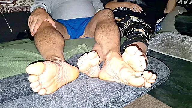 Haarig Von Hinten, Fussfetisch, Reife Fetisch, Massage Oma, Reife Oma, Reif Haarig, Haarig, Reife Massage