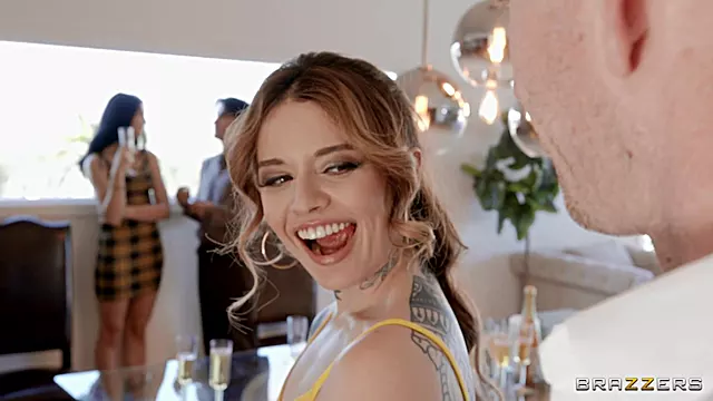 کوس کون, بفتبذ, سكس بامردان كيركلفت خوشگل, کوس خوب, نمایش دادن کوس, خودنما, جیگر زیبا, سوپراستار