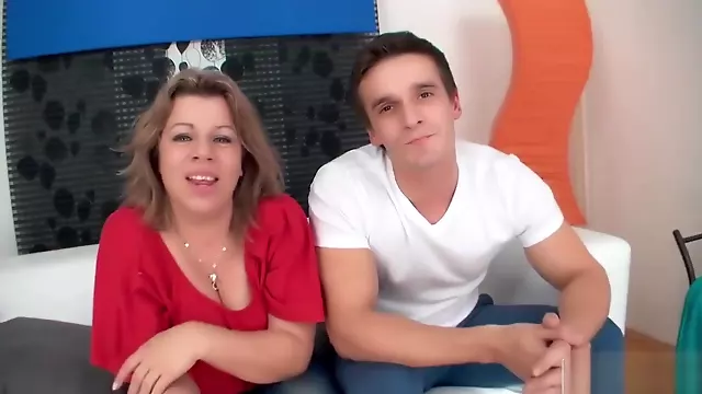 Prsatá Blondýnka, Velká Prsa Felace, Nohy Blondyny, Blondýnky Zraly Zensky, Chlupatý Výstřik