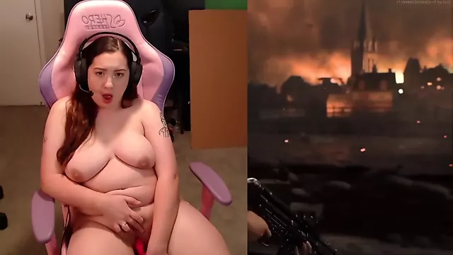 Grosse Amatrice Solo, Femme Solo Gros Siens, Gros Seins, Gros Seins Avec Un Toy, Brune Solo