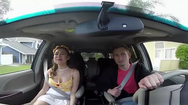 Ukaž Píču, Nactileta Hardcore, Mladé Kundy