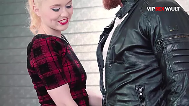 Hard Grote Pik, Grote Lul, Pornstar Blond, Blondje Met Tattoo, Penis Klaarkomen, Klaarkomen